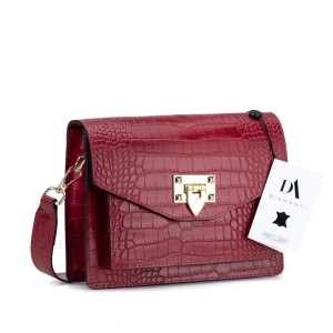 Geanta dama din piele naturala lacuita cu textura croco DiAmanti Sofia Rosu Inchis